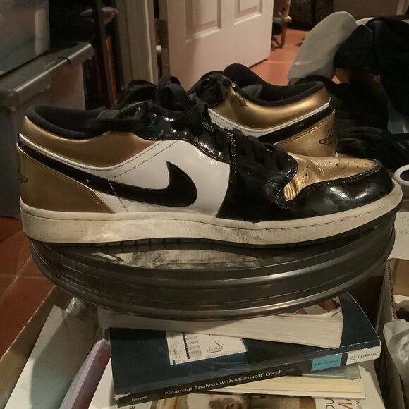 Nike Air Jordan 1 Low Gold Toe OG Metallic Black White CQ9447700 Men Size 12 main image 5